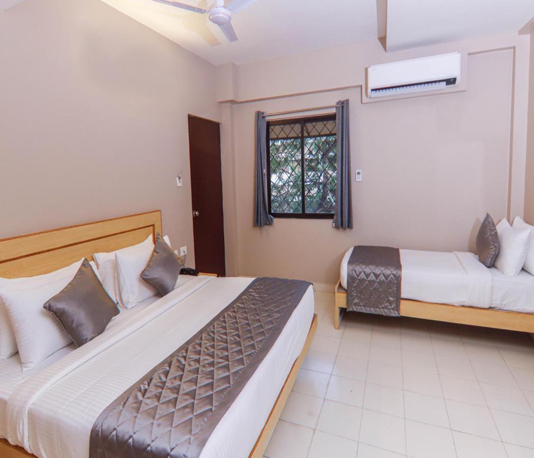 Hotel Vinayaga ティルプル エクステリア 写真